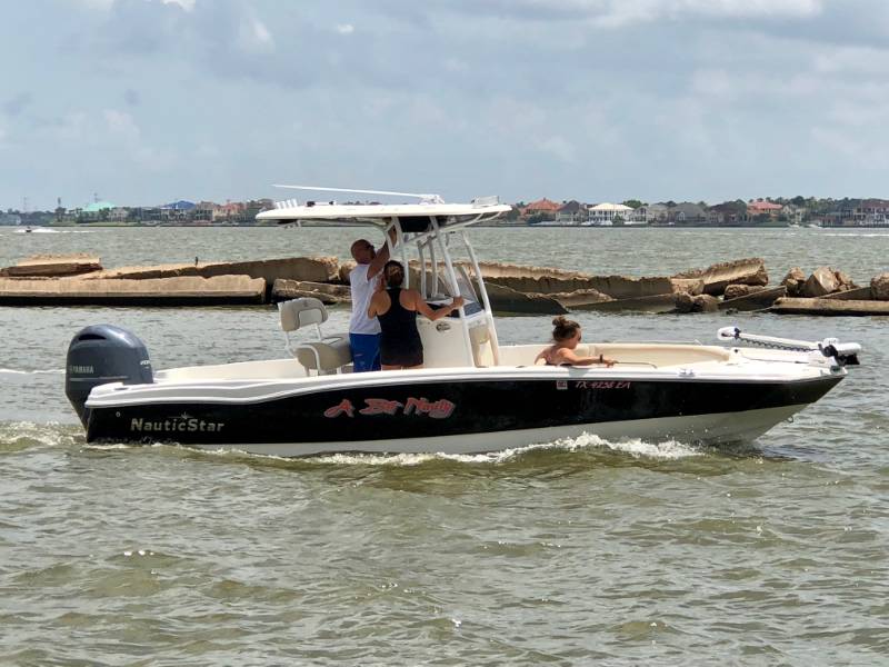 2018 Nautic Star 231 Coastal  Boat Lettering from Larry E, TX