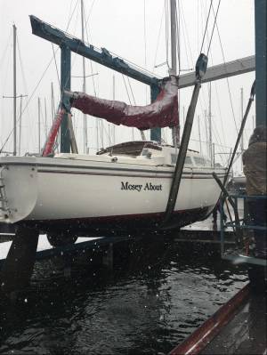 27' Catalina Sailboat Lettering from Scott  M, MI